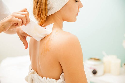 SHOULDER WAX